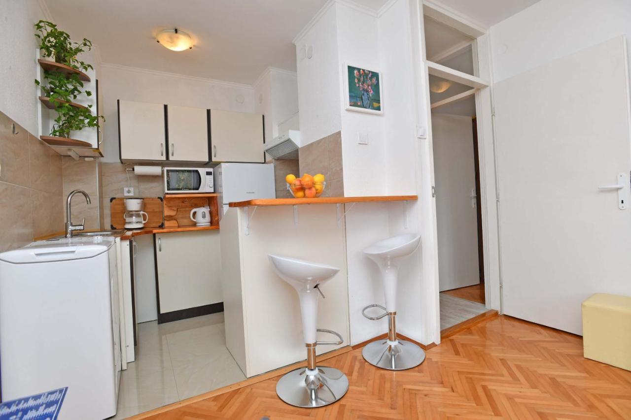 Demass - Cozy, Free Parking&wifi Apartament *