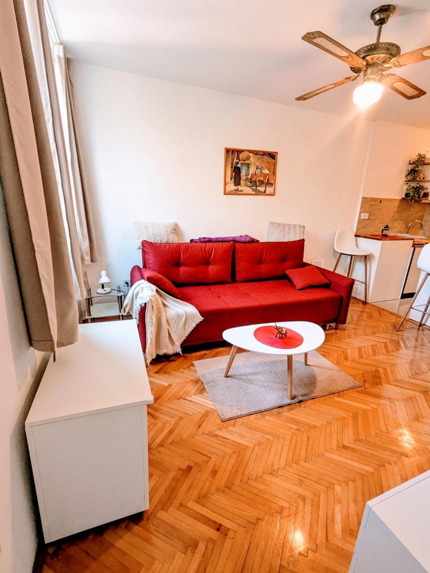 Apartmán Demass - Cozy, Free Parking And Wifi