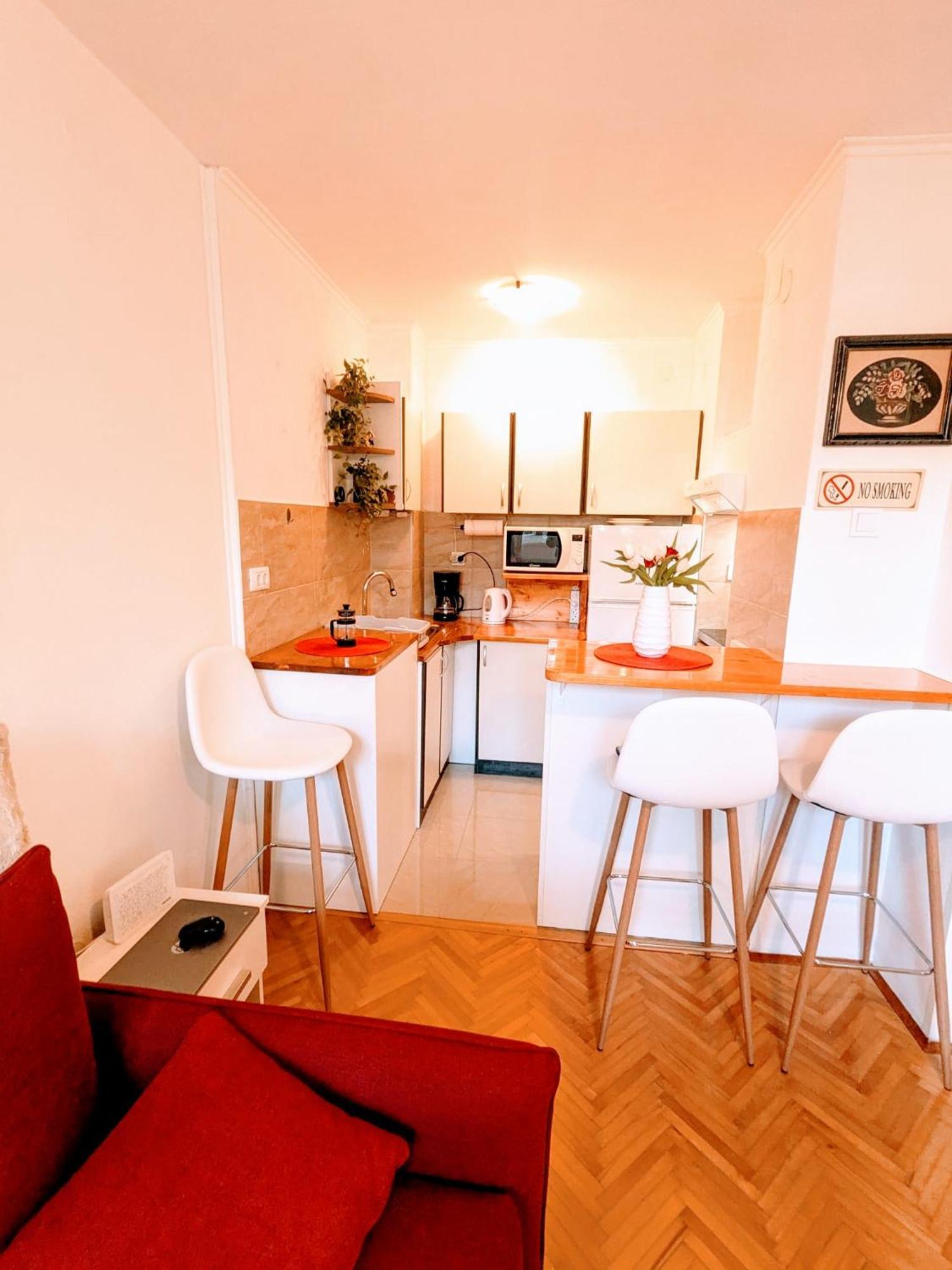 Apartmán Demass - Cozy, Free Parking And Wifi *